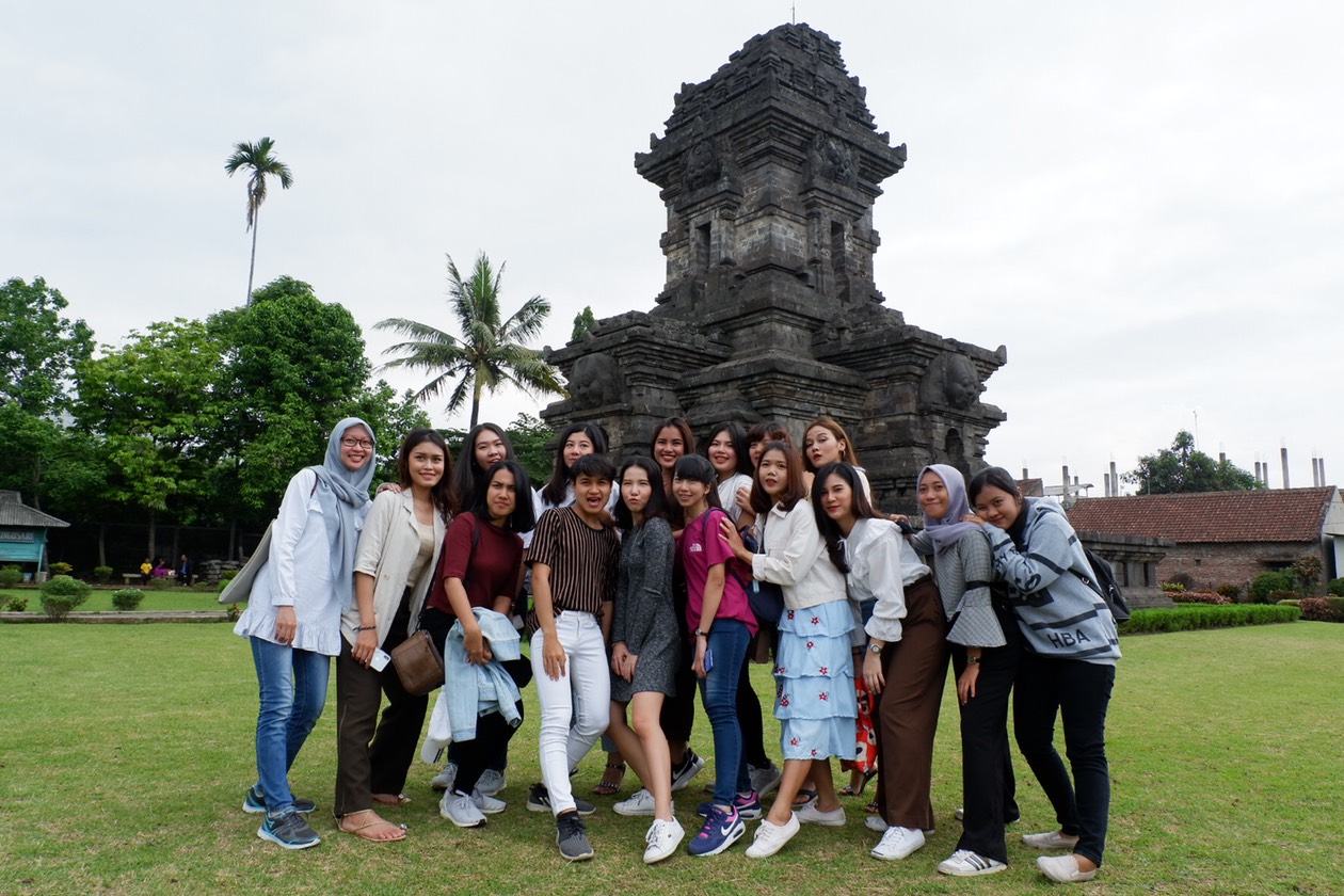 “โครงการพัฒนาศักยภาพนิสิตด้านภาษาและวัฒนธรรมในต่างประเทศ ณ ประเทศสาธารณรัฐอินโดนีเซีย ครั้งที่ 3” ประจำปีการศึกษา 2561